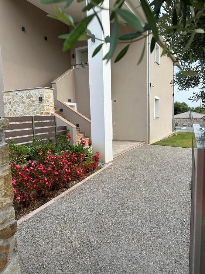Cocoon Elegant Living Apartment Gerakini Exterior photo