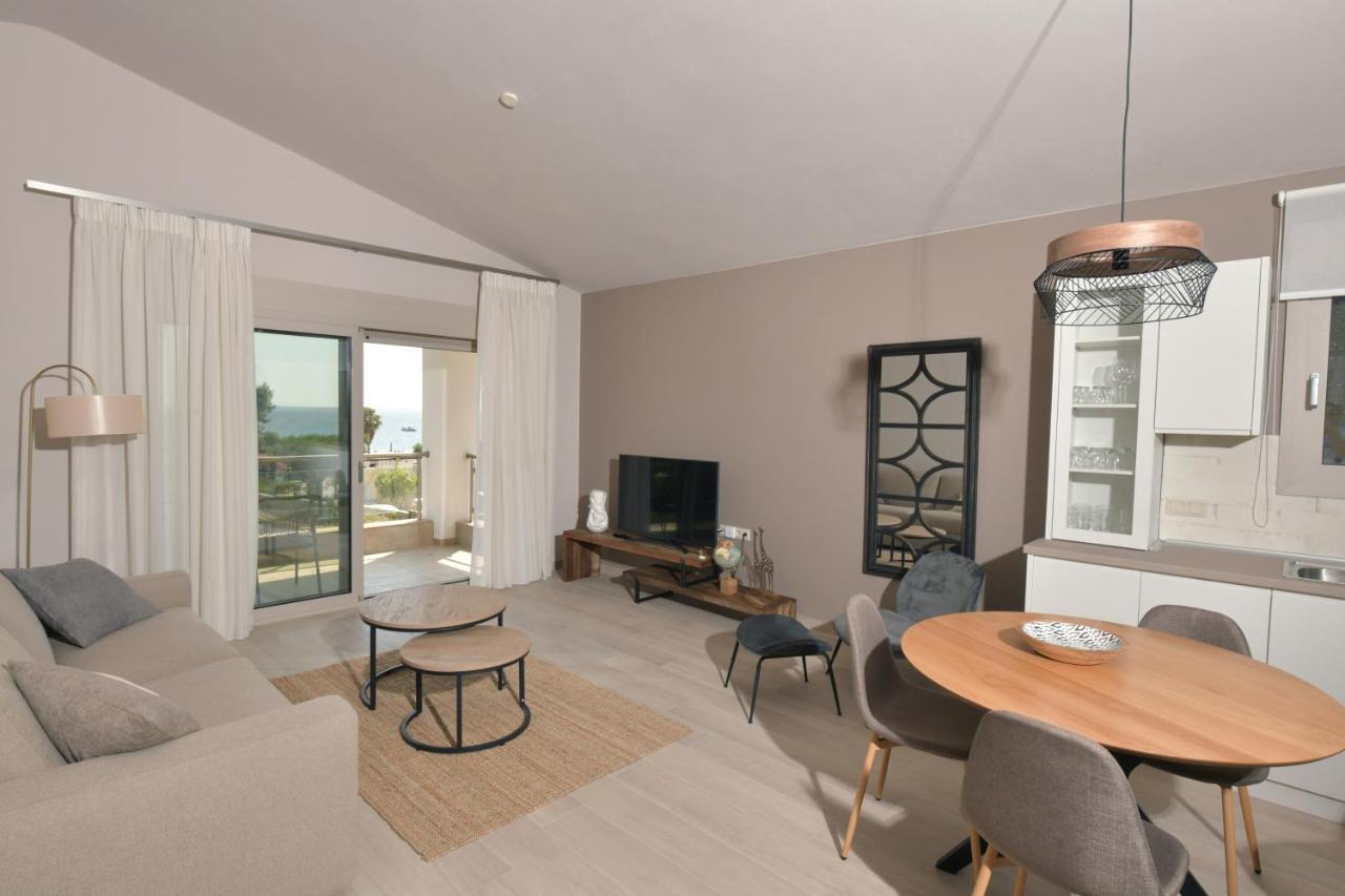 Cocoon Elegant Living Apartment Gerakini Exterior photo